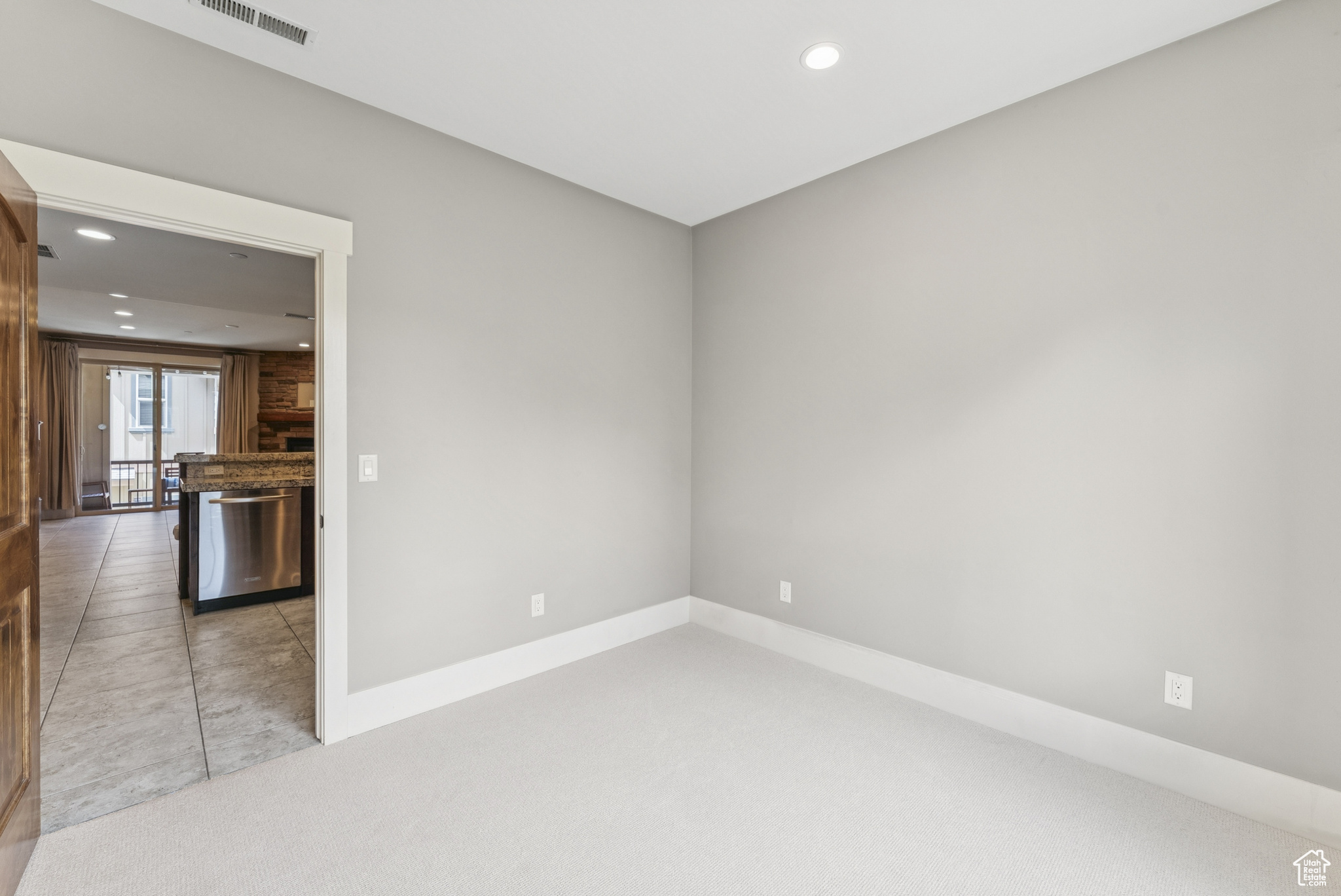 PARK'S EDGE - Residential
