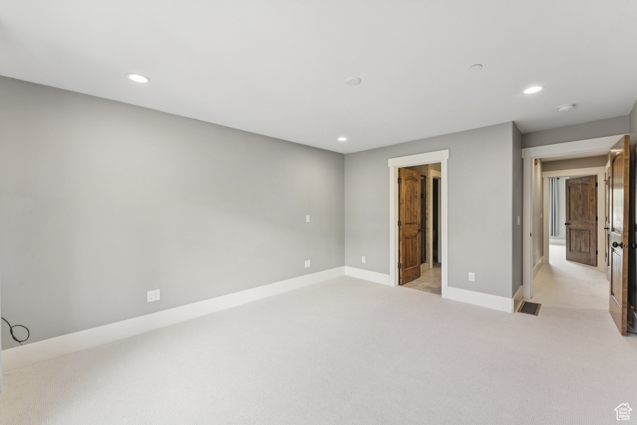 PARK'S EDGE - Residential