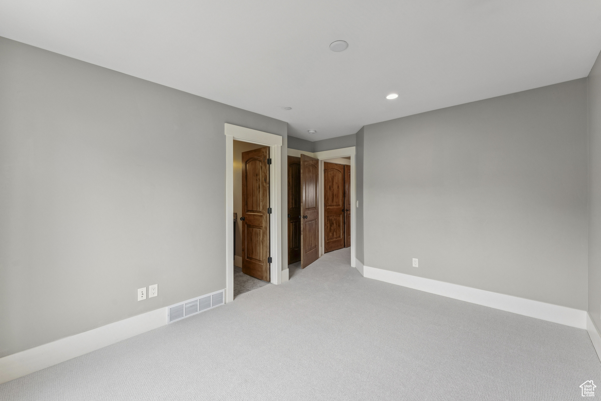 PARK'S EDGE - Residential
