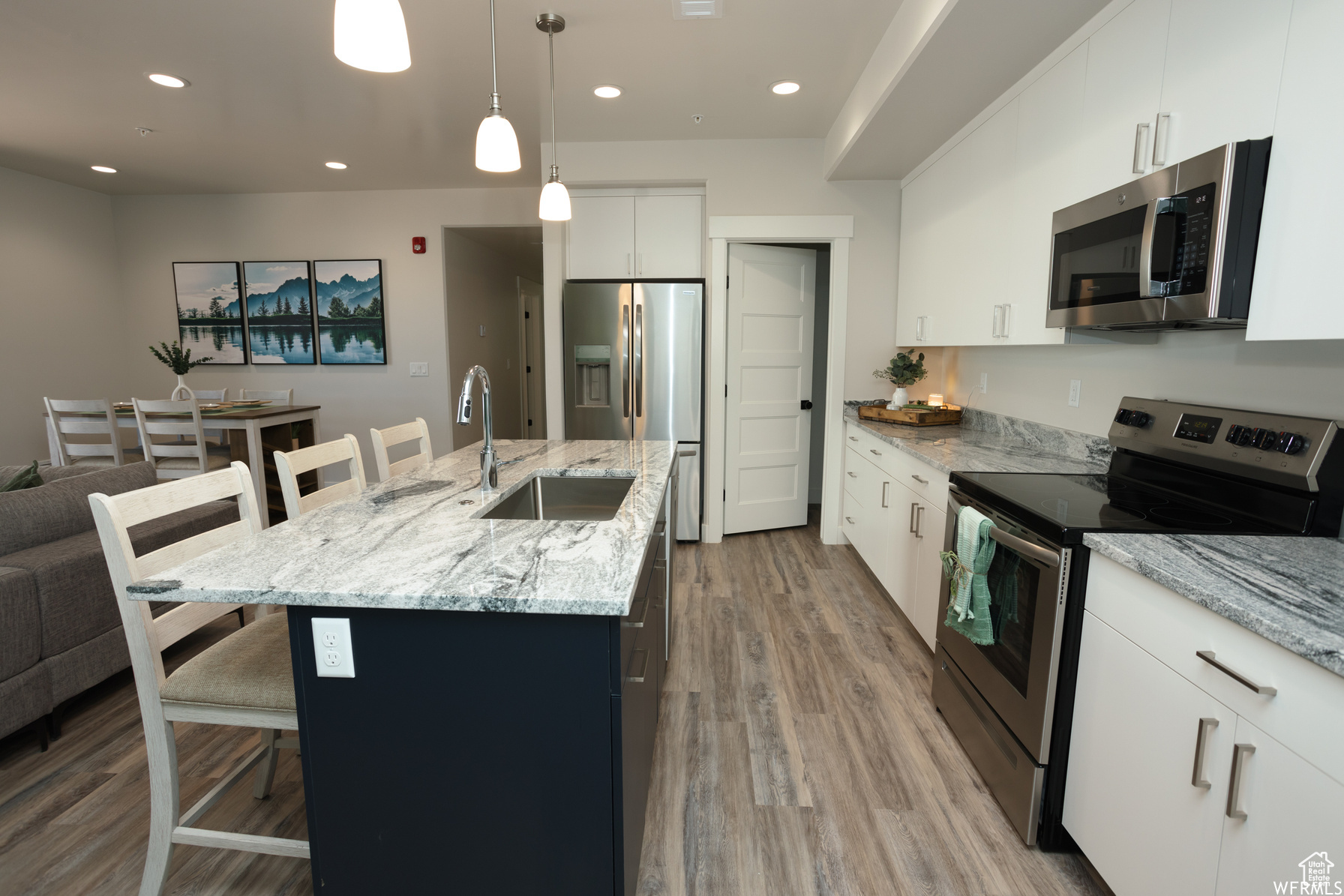 CASTLE ROCK - Residential