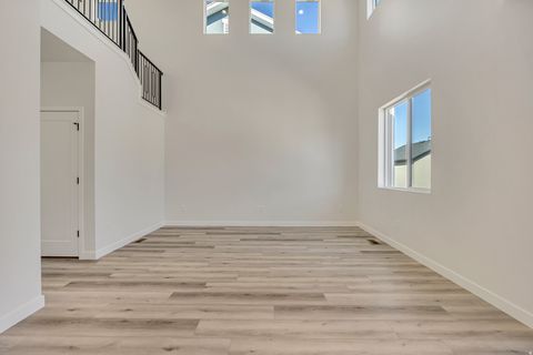 Tiny photo for 6713 S QUARTER CREEK DR W #245, West Jordan, UT 84081 (MLS # 2121151)