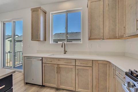 Tiny photo for 6713 S QUARTER CREEK DR W #245, West Jordan, UT 84081 (MLS # 2121151)