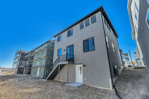 Tiny photo for 6713 S QUARTER CREEK DR W #245, West Jordan, UT 84081 (MLS # 2121151)