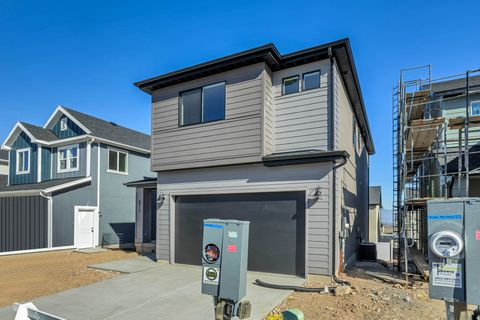 Tiny photo for 6713 S QUARTER CREEK DR W #245, West Jordan, UT 84081 (MLS # 2121151)