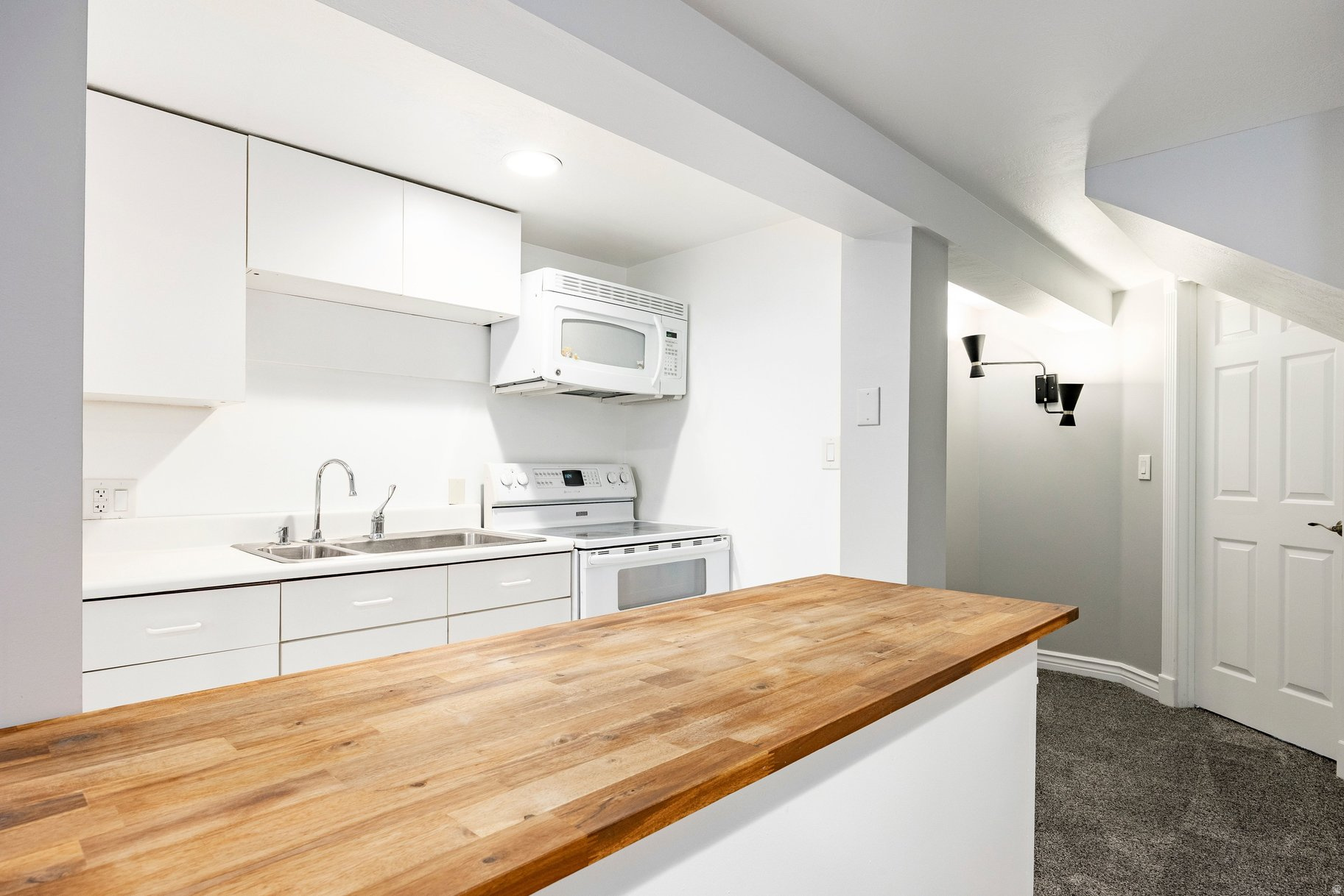 YALECREST - Residential