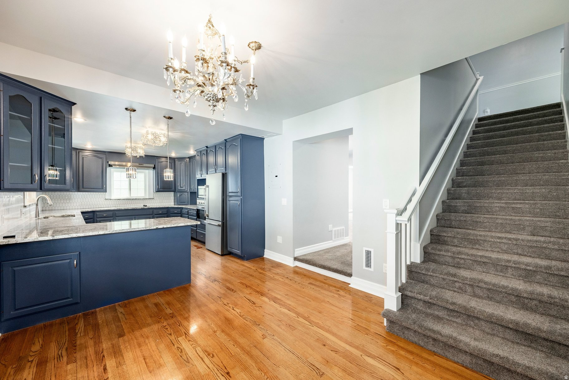 YALECREST - Residential