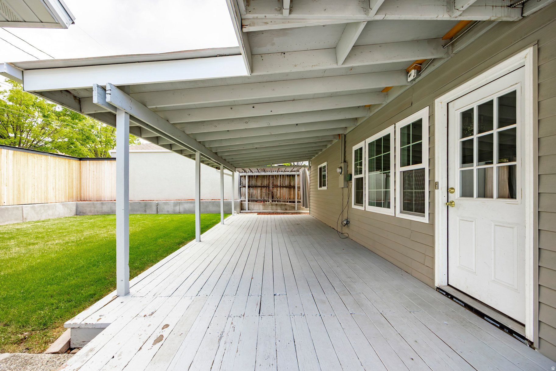 YALECREST - Residential