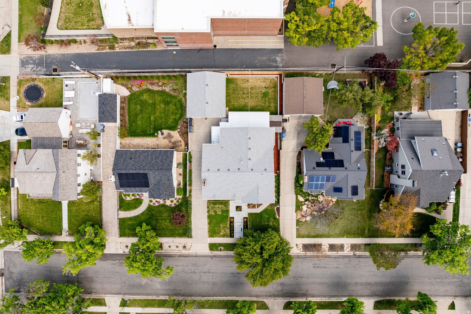 YALECREST - Residential