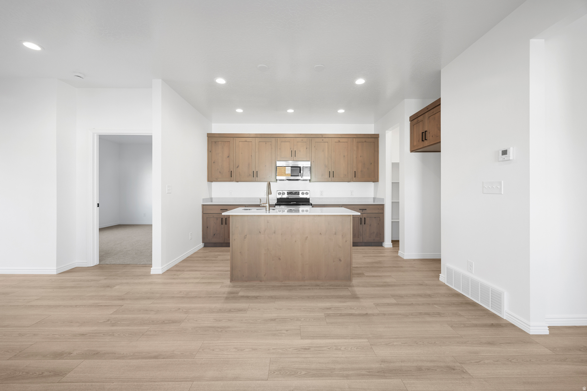 MAPLETON VILLAGE - Residential