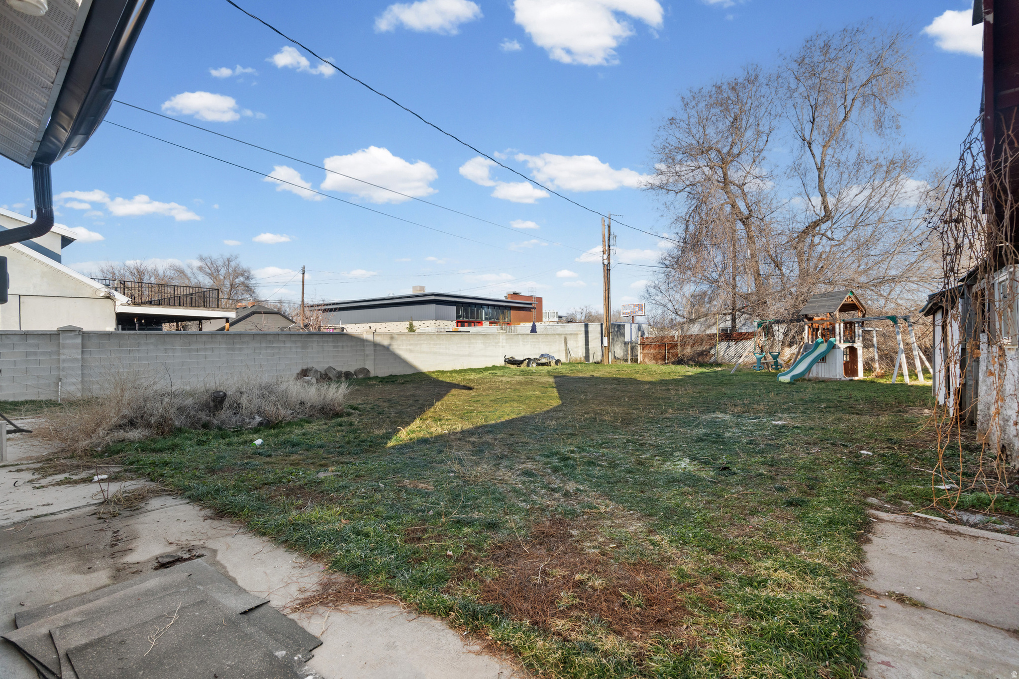 REYNOLDS SUB - Residential