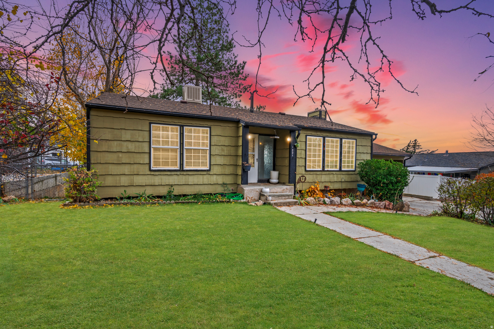 ROLLING HILLS ADDITI - Residential