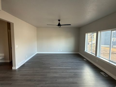 Tiny photo for 465 N 500 E #LOT 4, Salem, UT 84653 (MLS # 2126641)