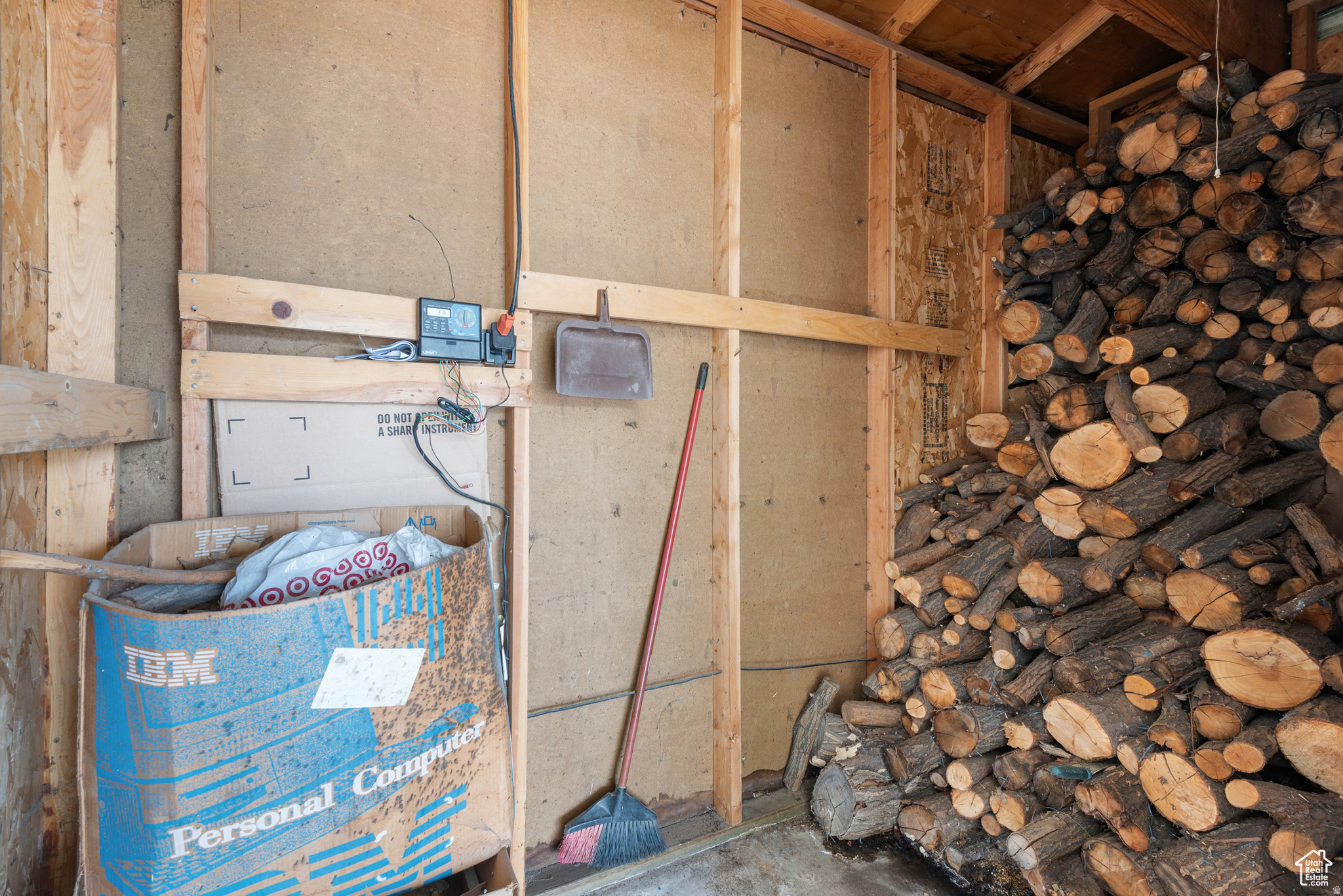 APPLEWOOD ESTATES - Residential