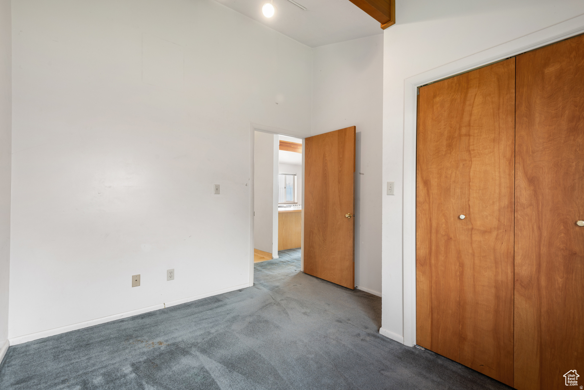 APPLEWOOD ESTATES - Residential