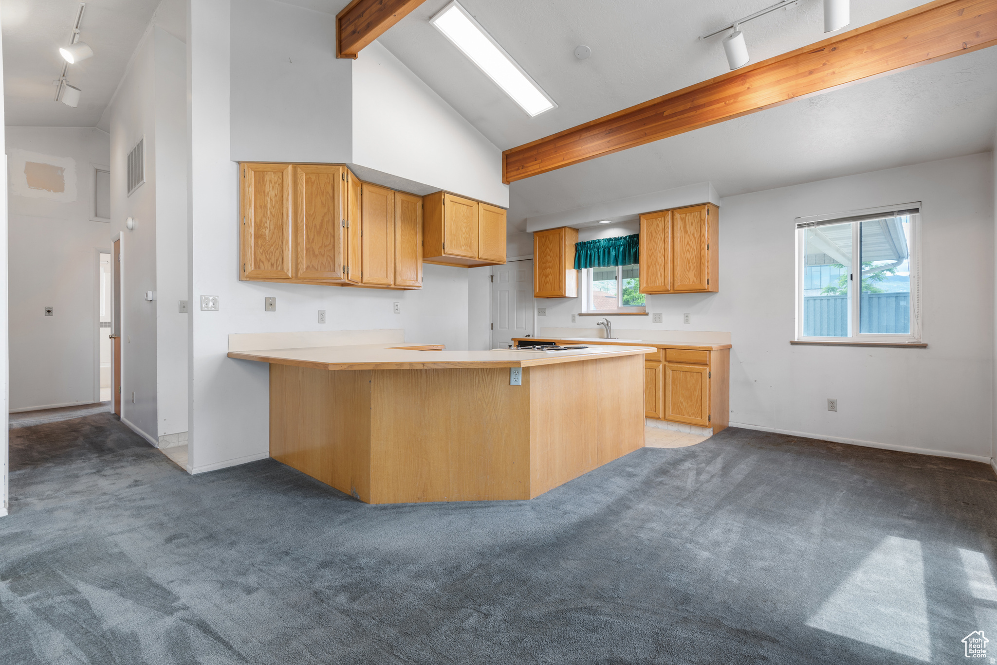 APPLEWOOD ESTATES - Residential