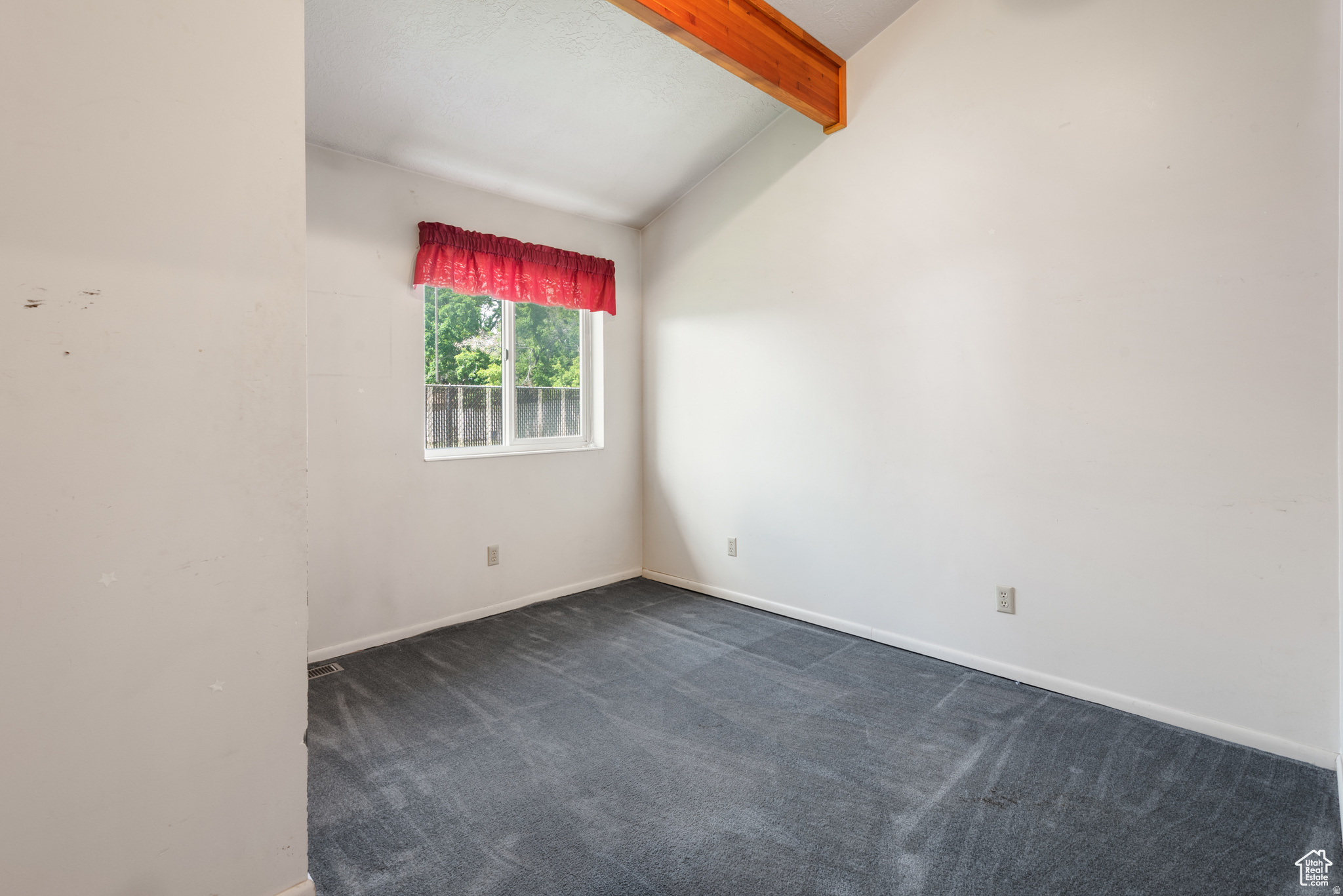 APPLEWOOD ESTATES - Residential