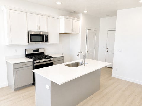 Tiny photo for 921 W HALVORSEN PKWY #221, Saratoga Springs, UT 84045 (MLS # 2183357)