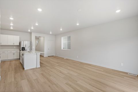 Tiny photo for 3496 N BROWNING ST #1522, Eagle Mountain, UT 84005 (MLS # 2138552)