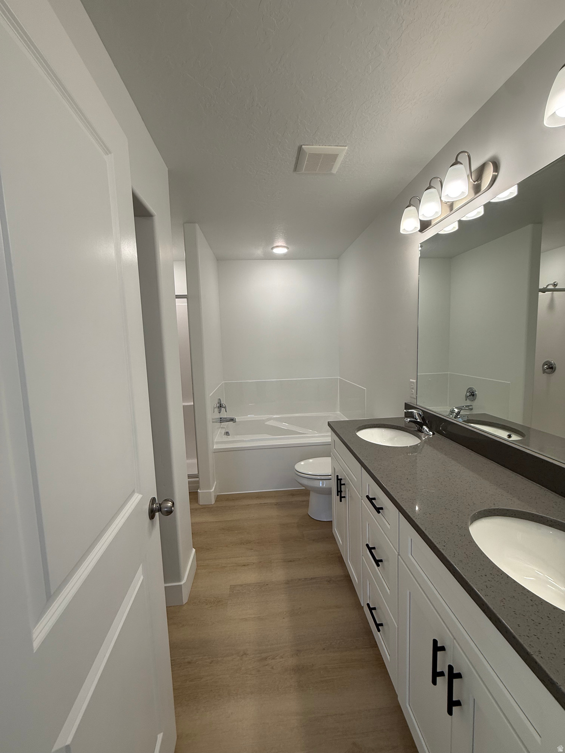 EAGLE POINT - Residential