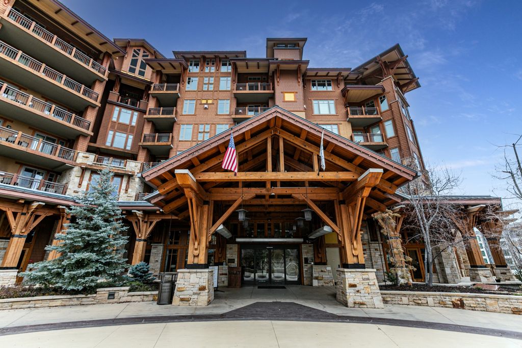 Photo of 3551 N ESCALA CT #313, Park City, UT 84098 (MLS # 2121630)