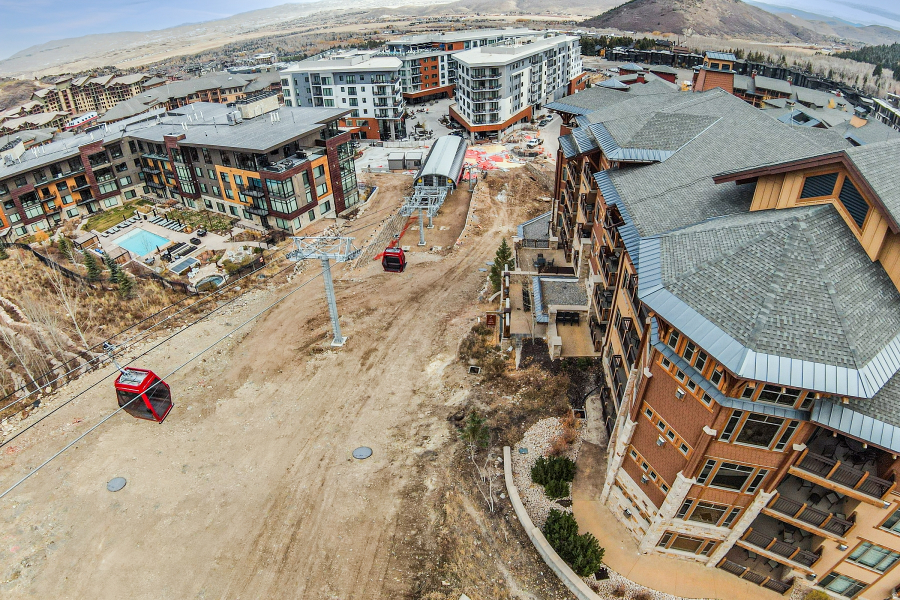 ESCALA LODGES CONDO - Residential