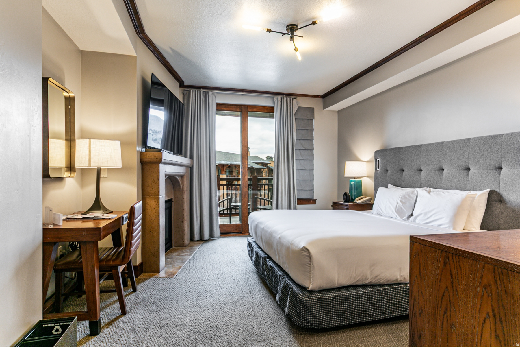 ESCALA LODGES CONDO - Residential