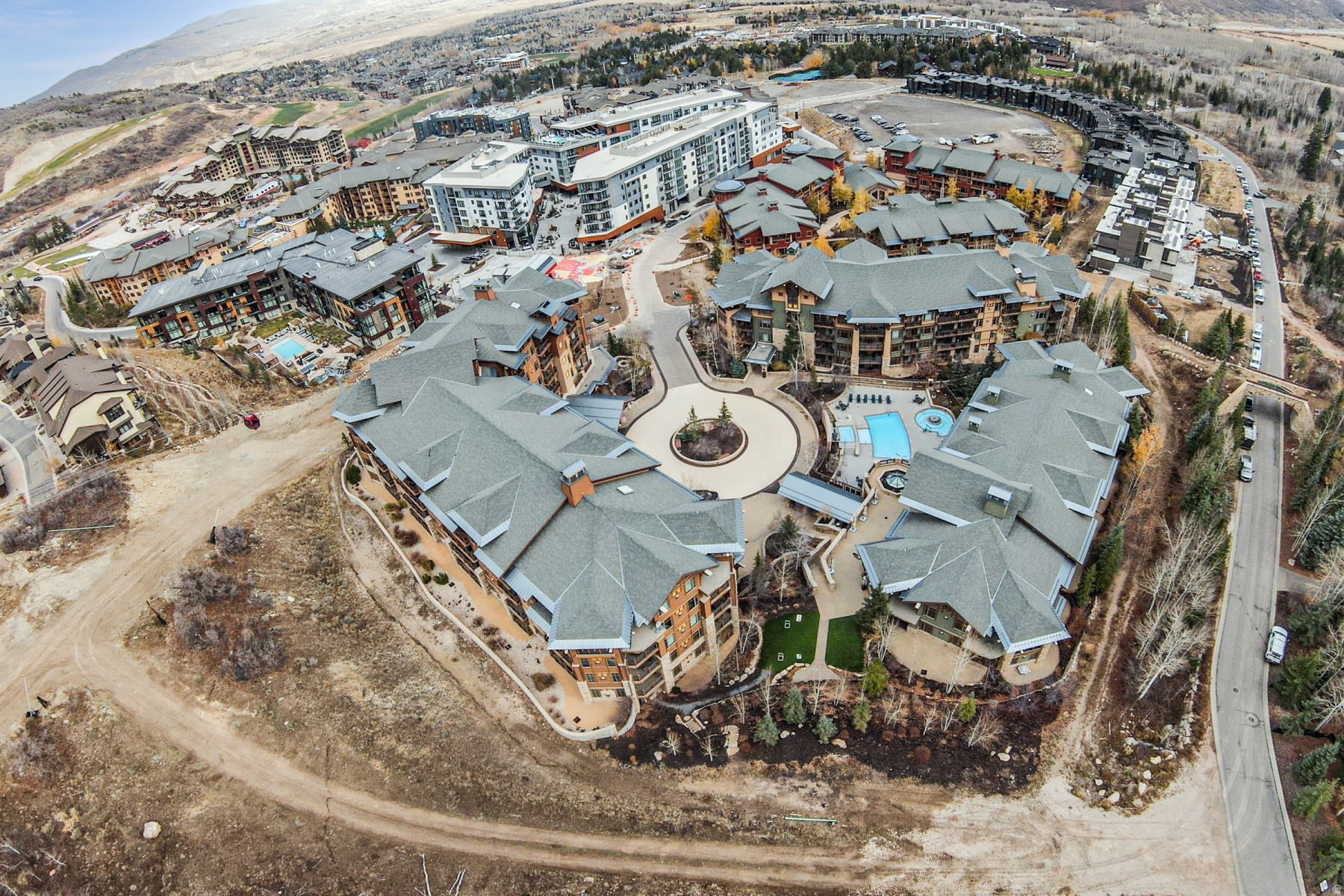 ESCALA LODGES CONDO - Residential