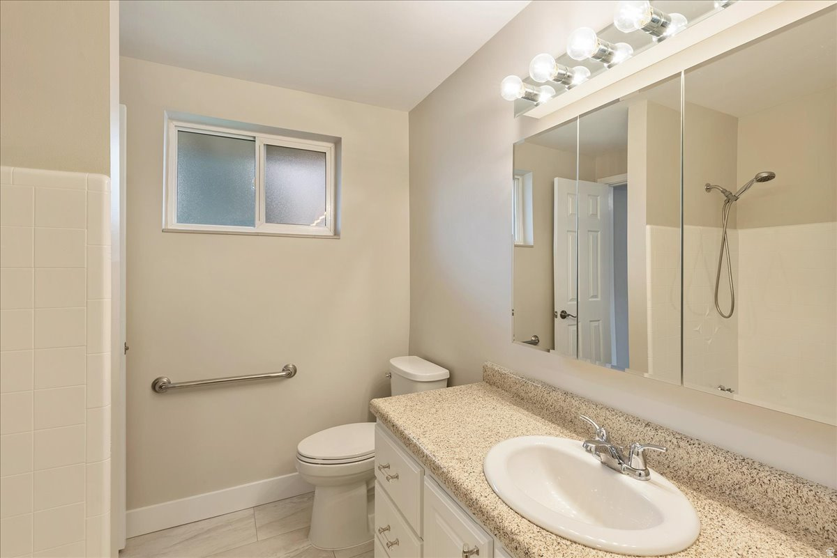 JORDAN VILLA - Residential