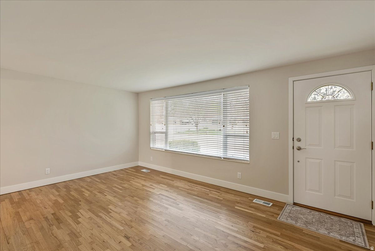 JORDAN VILLA - Residential