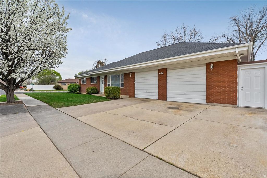 Photo of 8248 S ROMAINE DR, Sandy, UT 84070 (MLS # 2145871)