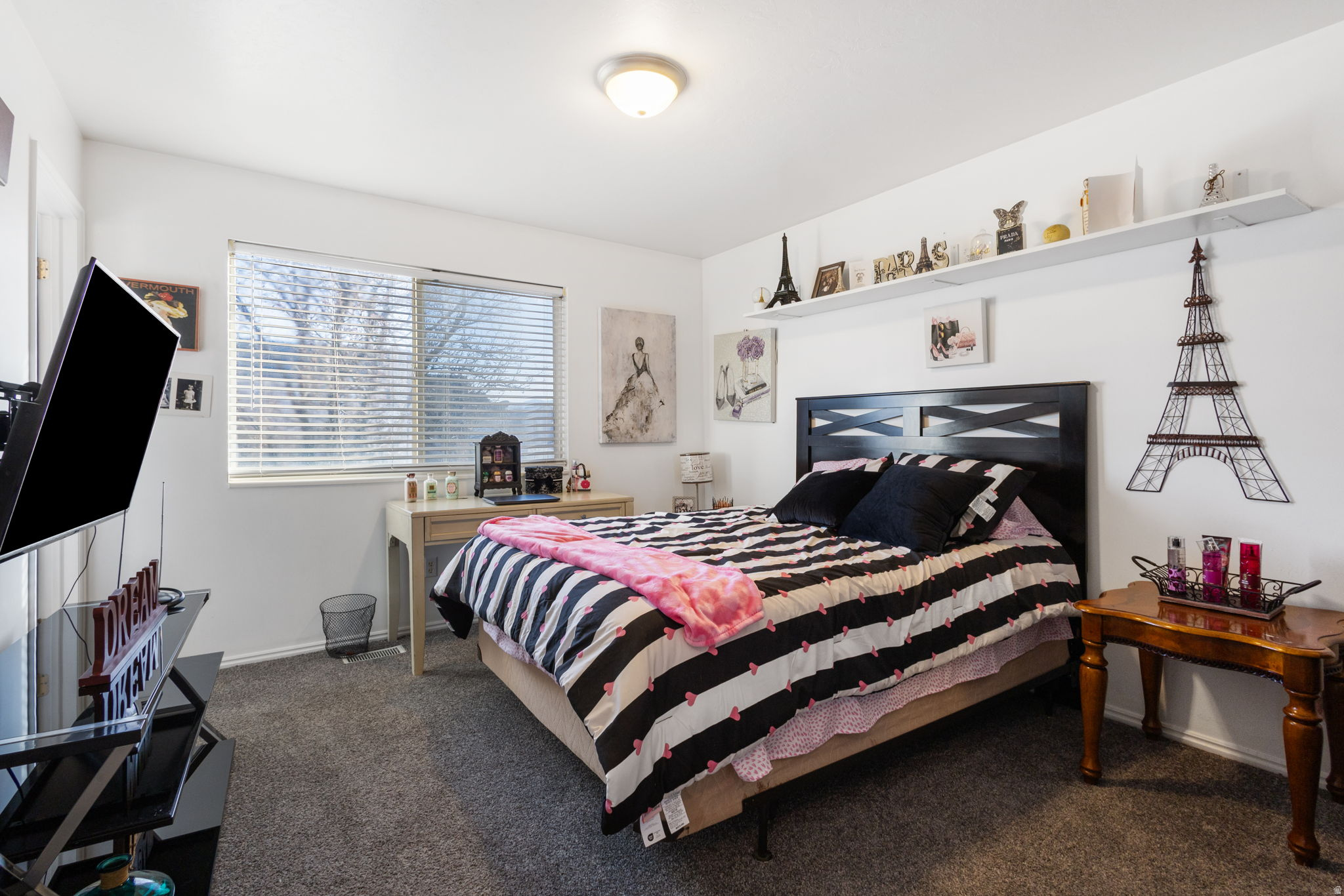 DIAMOND SUMMIT - Residential