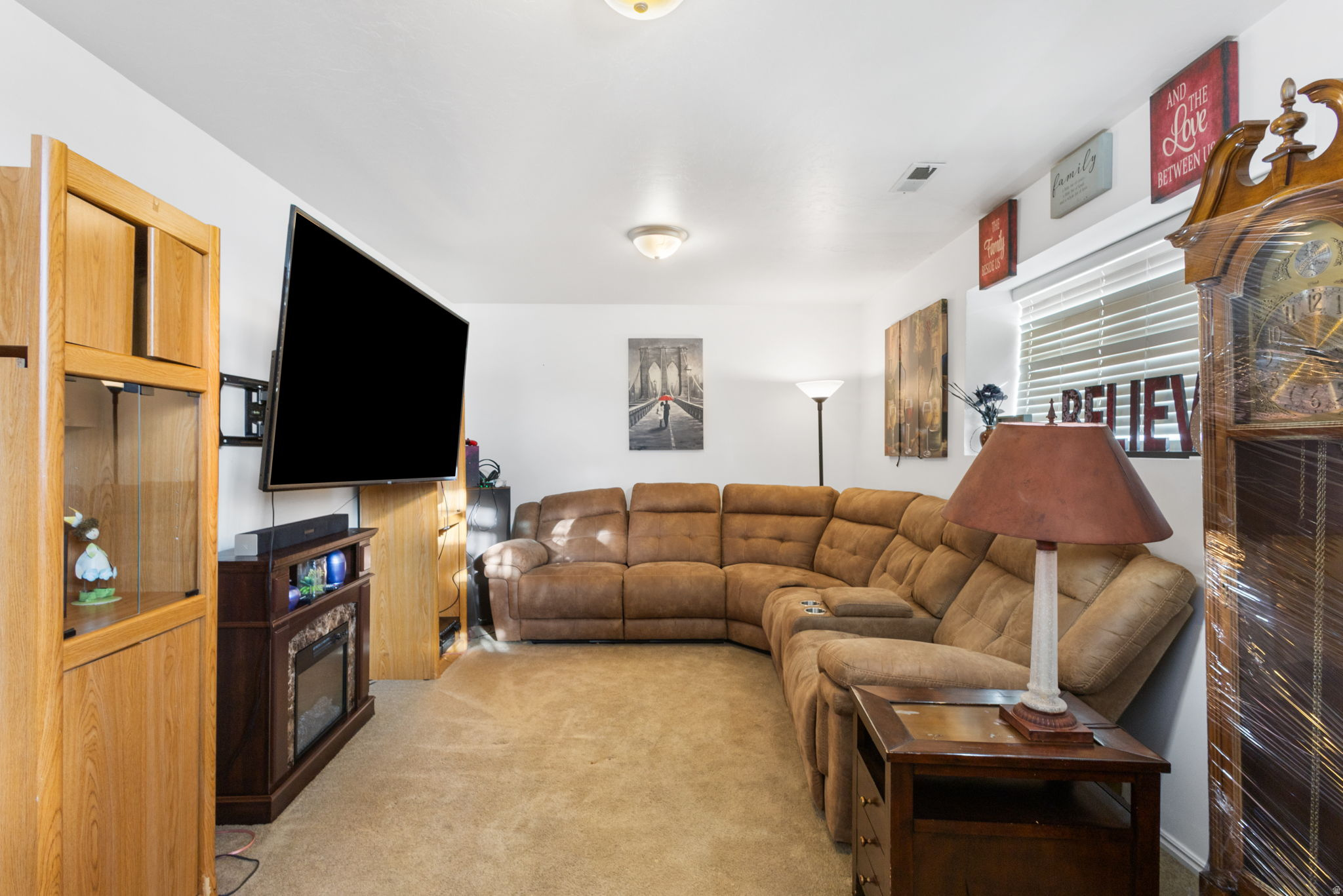 DIAMOND SUMMIT - Residential