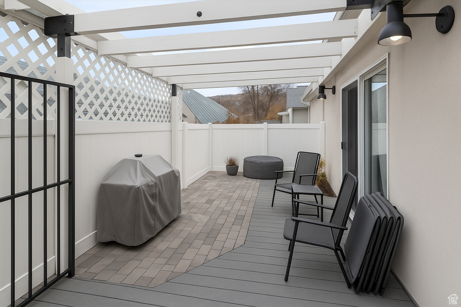 RIVER POINTE - Residential Income