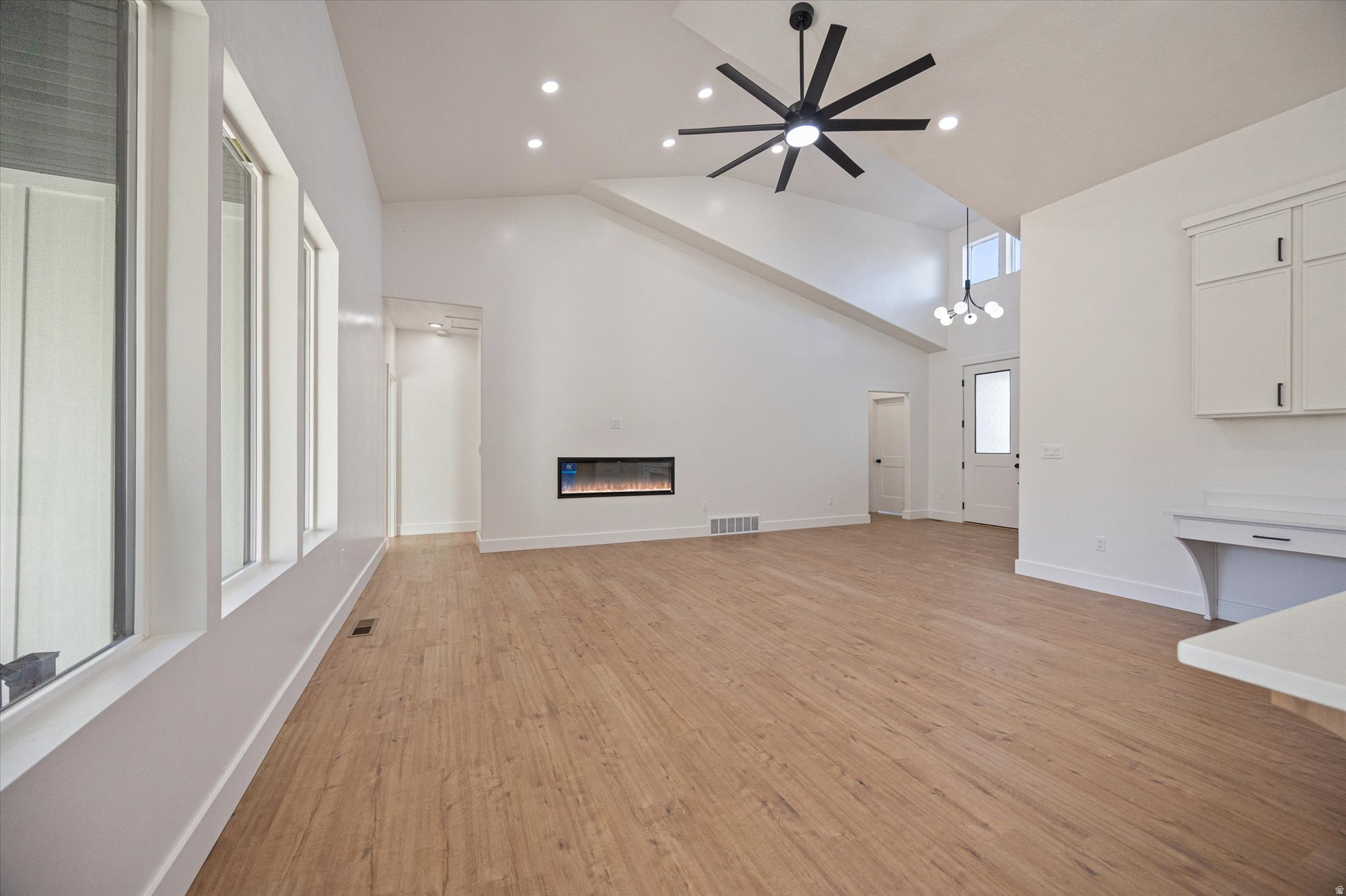 WINN RIDGE - Residential