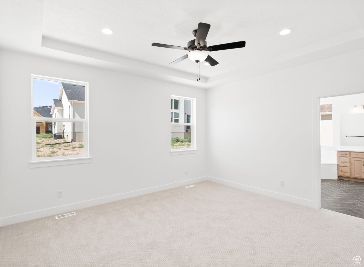 HIGH SKY ESTATES - Residential