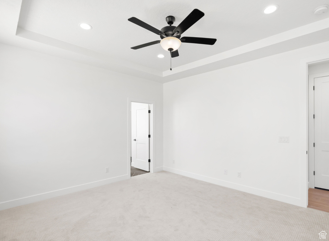 HIGH SKY ESTATES - Residential