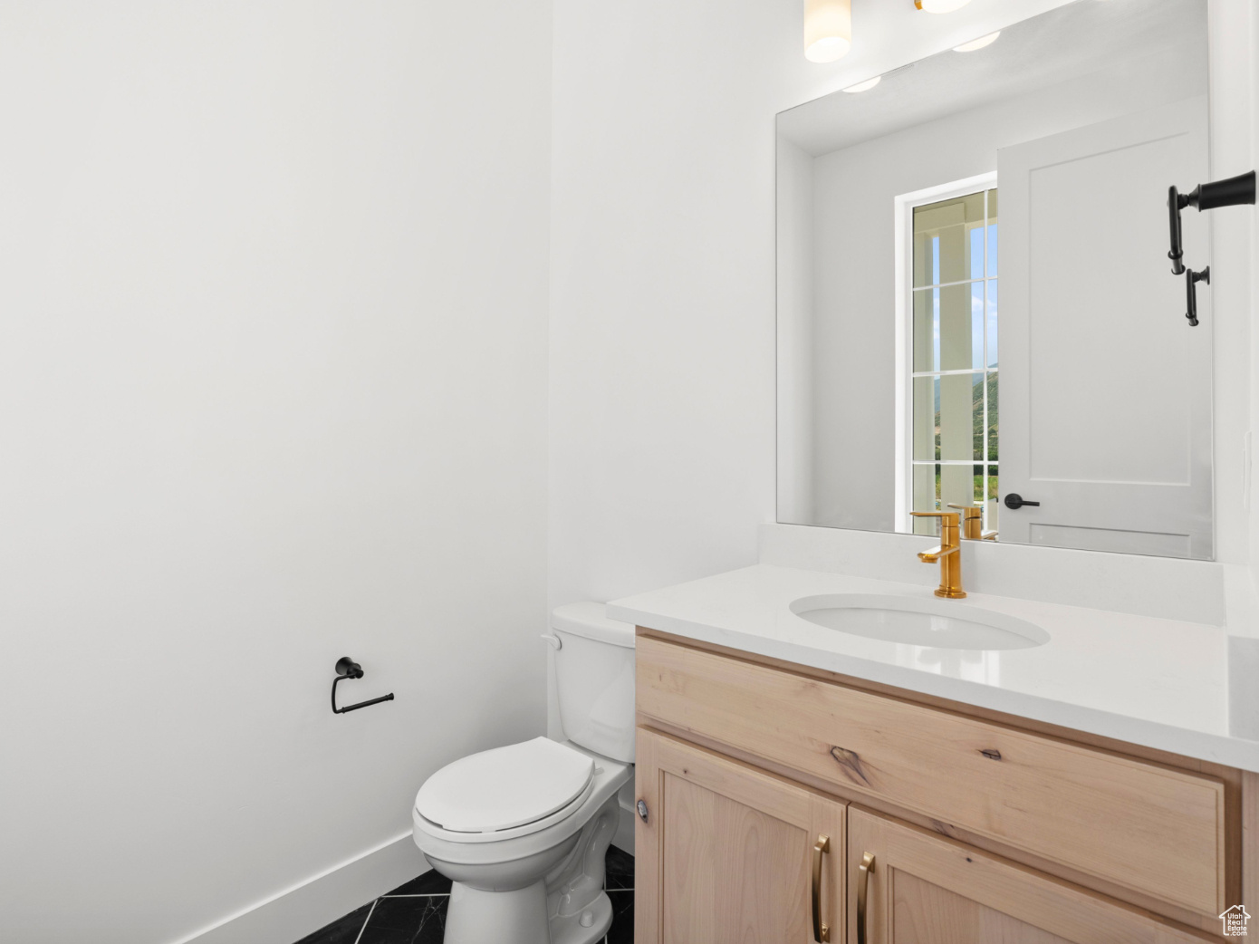 HIGH SKY ESTATES - Residential