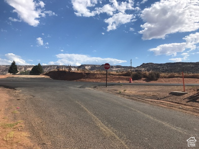 1061 E Heritage Ln, Escalante, Utah image 5