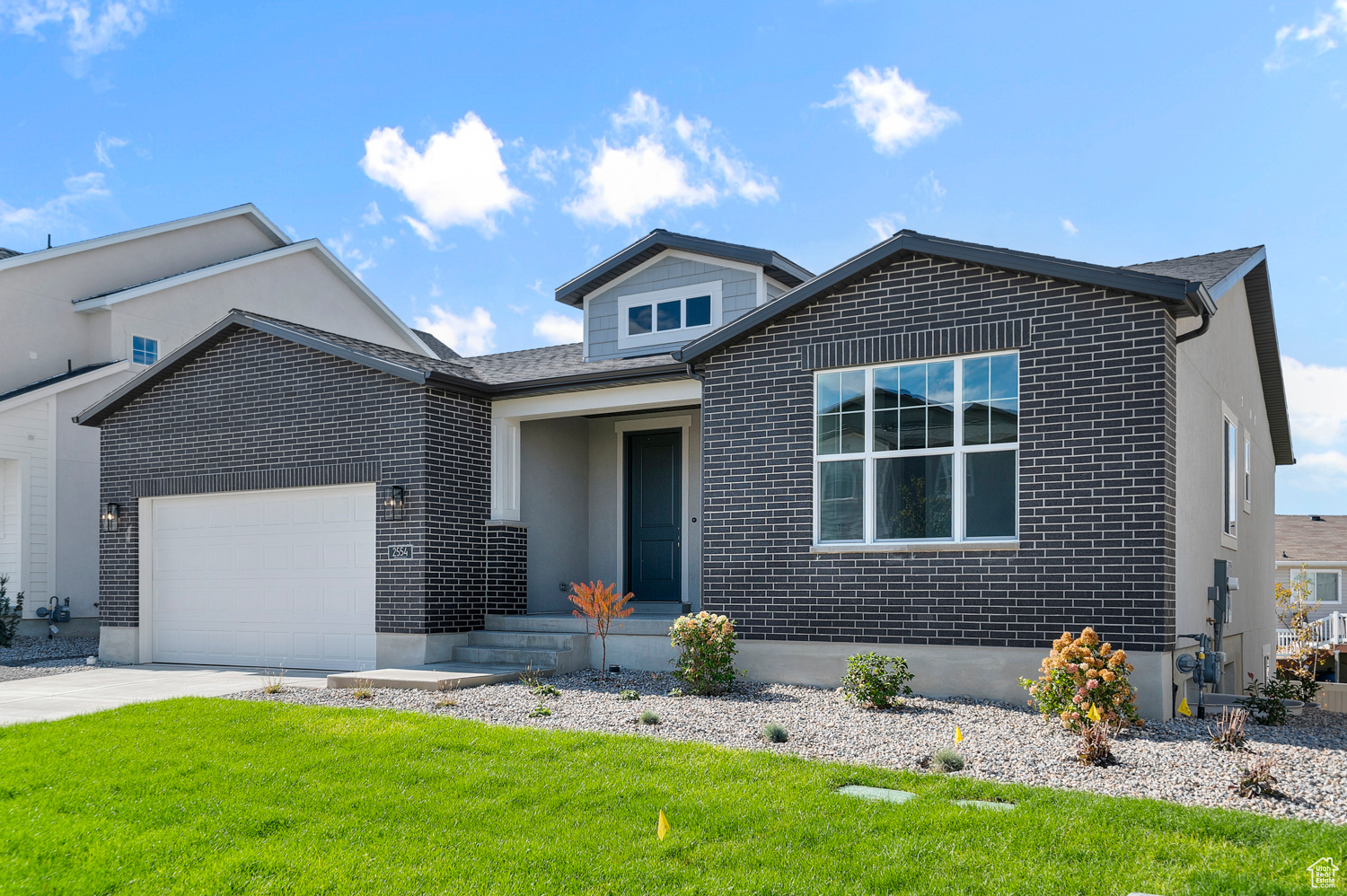 GABLER'S GROVE COLLECTION 615 - Residential