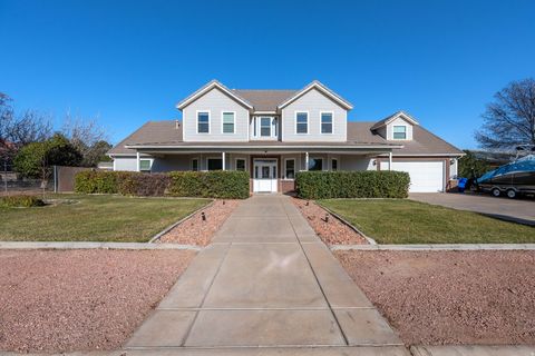 Tiny photo for 2057 S SOLANA CIR, Washington, UT 84780 (MLS # 2135527)