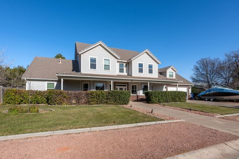 Photo of 2057 S SOLANA CIR, Washington, UT 84780 (MLS # 2135527)