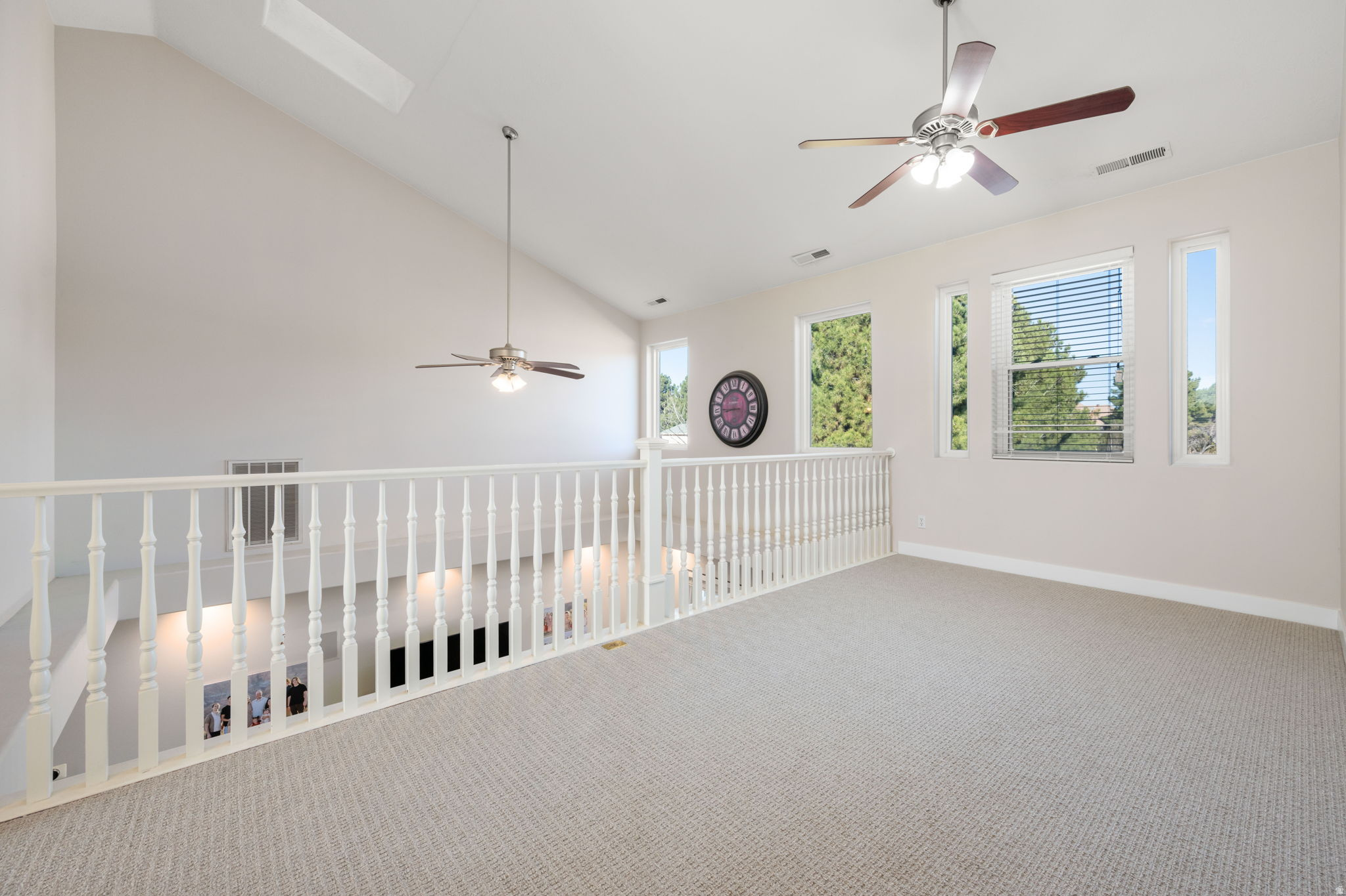 PINE VIEW EST 2 - Residential