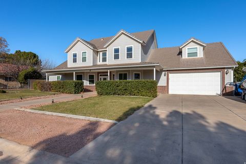 Tiny photo for 2057 S SOLANA CIR, Washington, UT 84780 (MLS # 2135527)