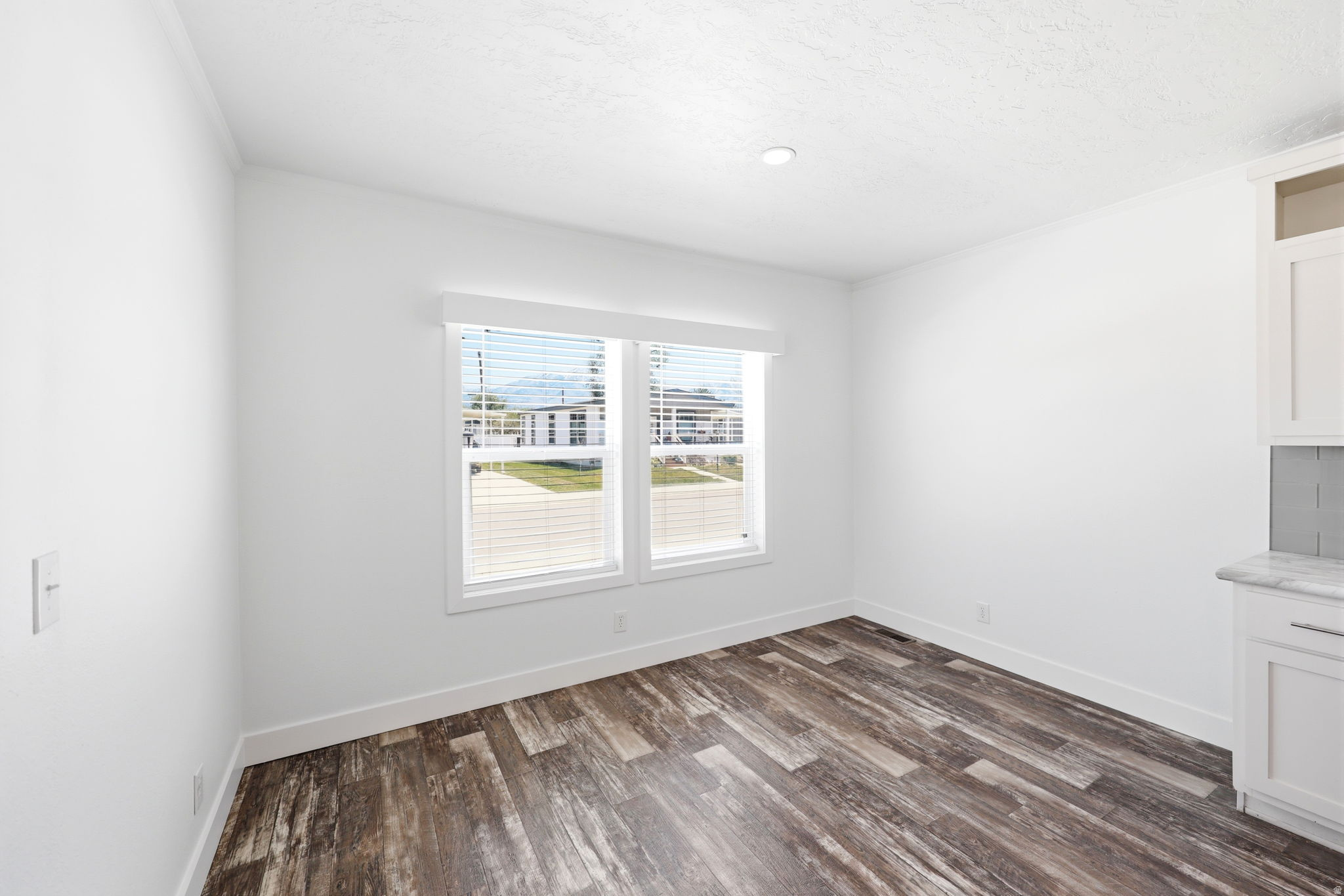 WINCHESTER ESTATES - Residential