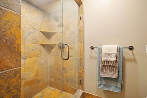 Tiny photo for 63 W 1750 N, Centerville, UT 84014 (MLS # 2147591)