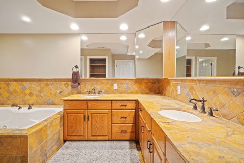 Tiny photo for 63 W 1750 N, Centerville, UT 84014 (MLS # 2147591)