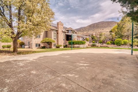 Tiny photo for 63 W 1750 N, Centerville, UT 84014 (MLS # 2147591)