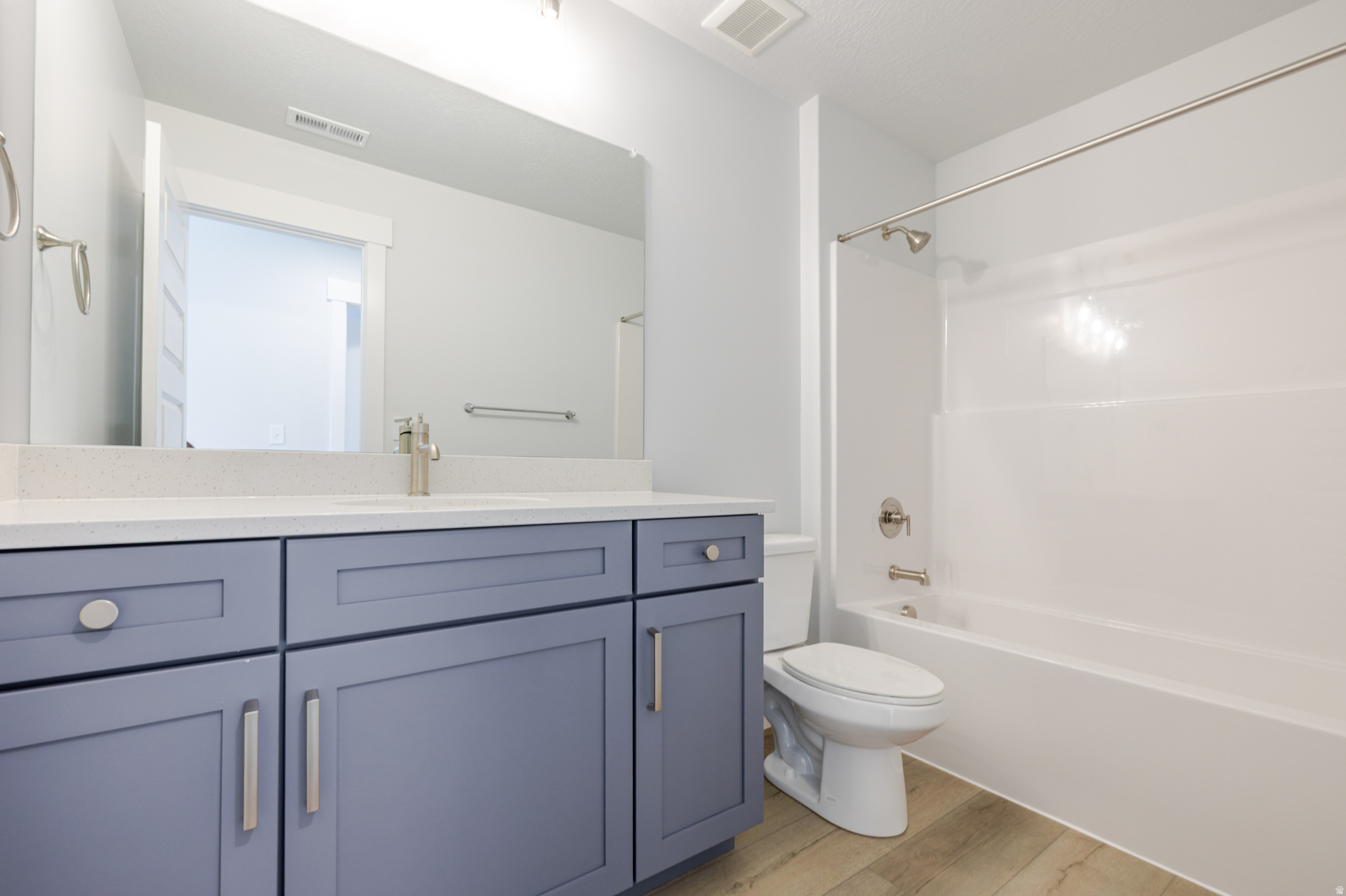 RIDGEHORNE - Residential