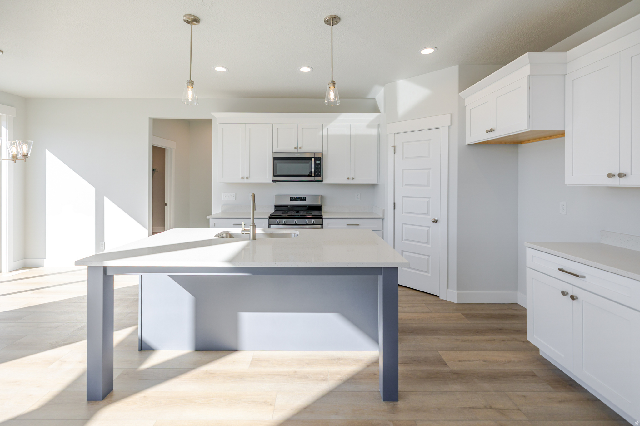 RIDGEHORNE - Residential