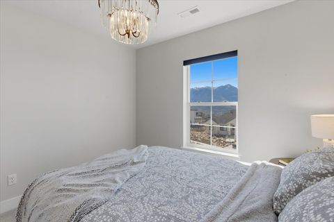 Tiny photo for 436 E 3850 N, North Ogden, UT 84414 (MLS # 2155503)